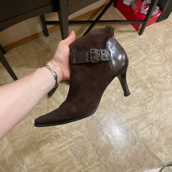 Franco Sarto Brown Suede Y2K Boots Size 10 (fit 9.5-10) - Picture 13 of 16